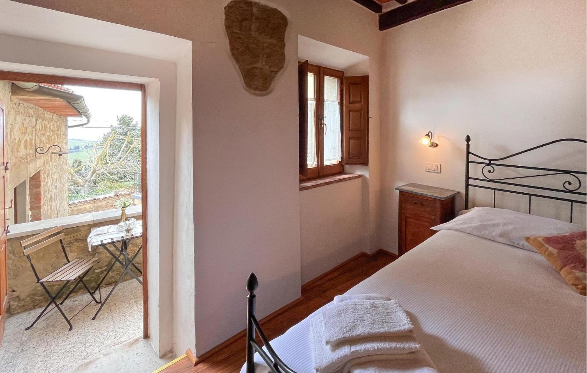 Cozy Apartment In Monticchiello With Wi-Fi Eksteriør bilde